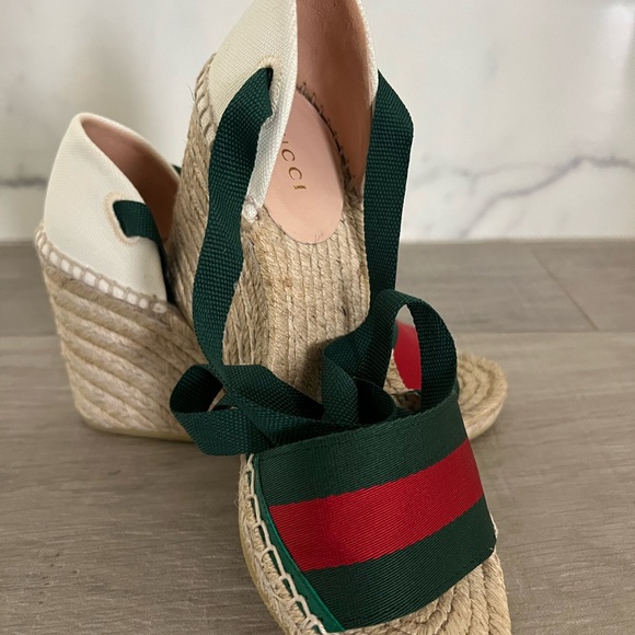 NWT Gucci Platform Espadrilles with dust bags and box, size 4.5. - Picture 4 of 6